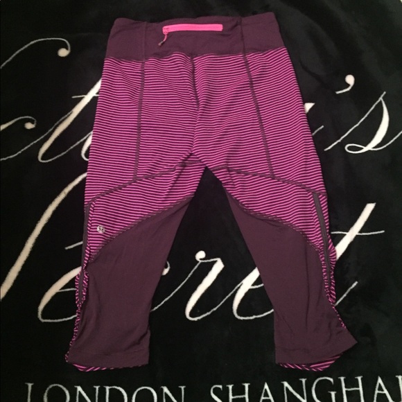 Lululemon leggings - Picture 2 of 4